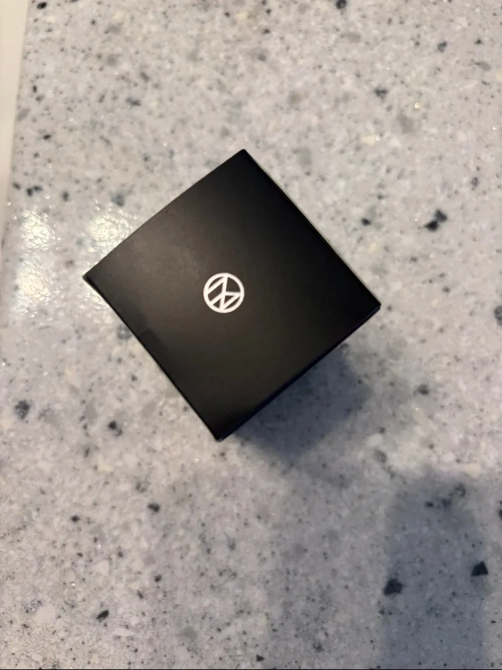 IL MAKIAGE The Blender Flawless Base Makeup Sponge - Black NWT - Picture 2 of 4